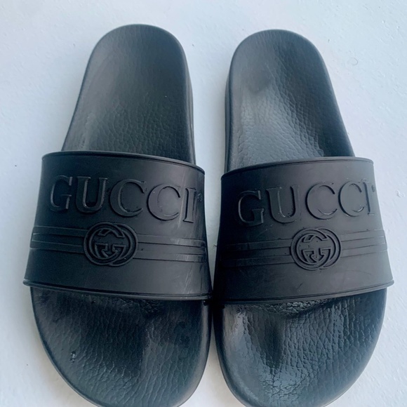 Authentic Gucci slides - Picture 4 of 7